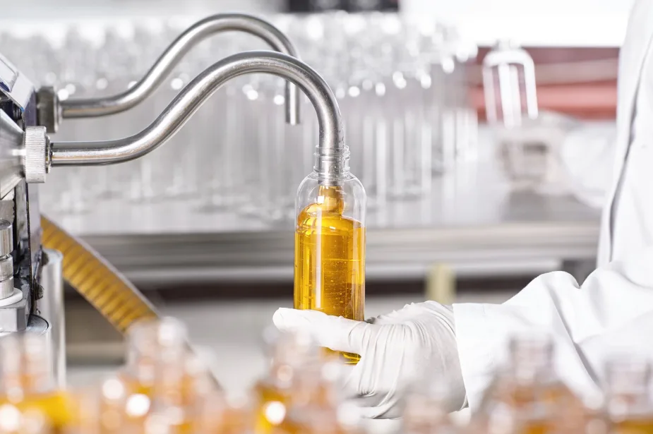 Liquid Vitamins and Dietary Supplements Bottling Service